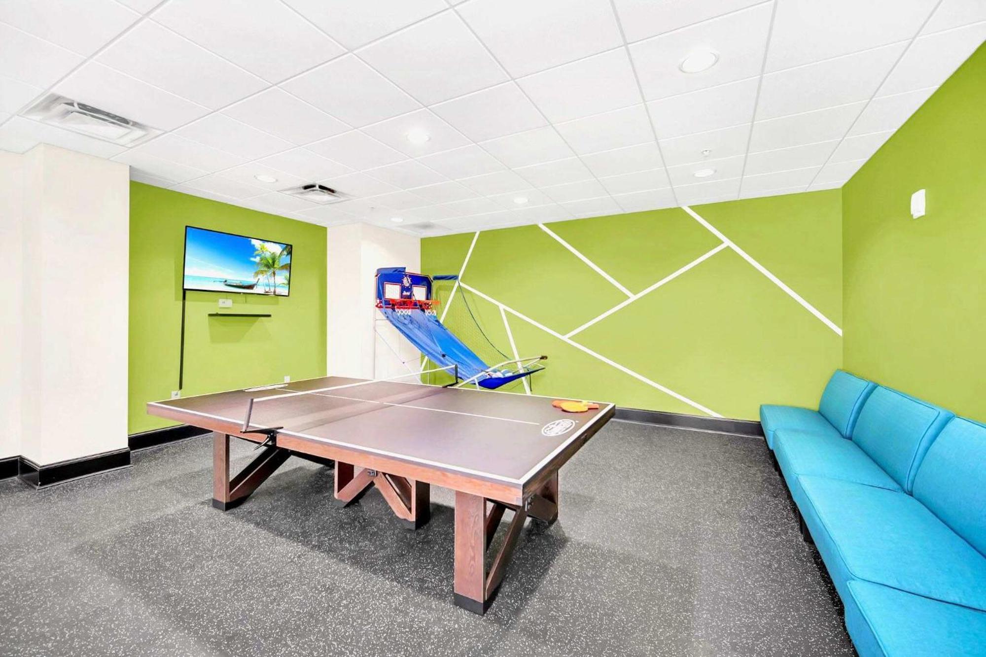 Near Disney - 3Br Condo - Games Pool & Sauna オーランド エクステリア 写真